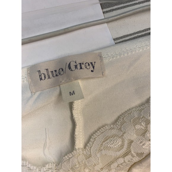 BLUE/GREY Long Sleeved Womens Long Sleeved Top Size Medium Lacey Inset - Picture 6 of 7
